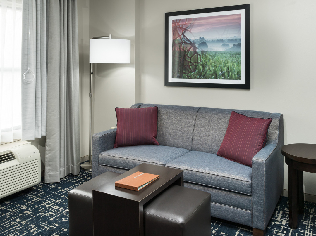 Homewood Suites By Hilton Cedar Rapids North主图
