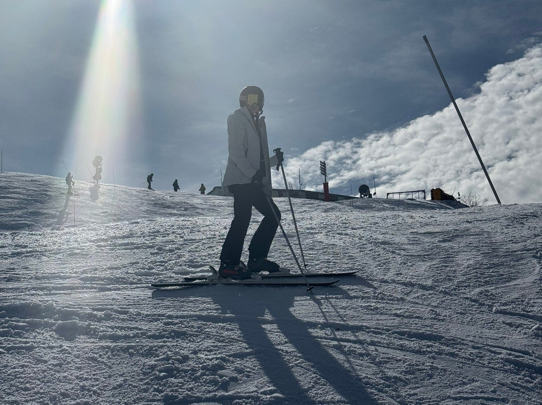 ZigZag Ski School景点图片
