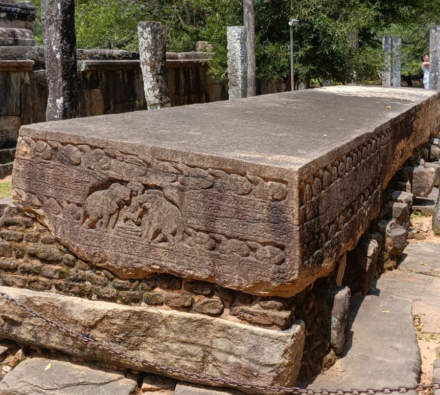 Mano Tours & Travels-凯格勒 必去景点