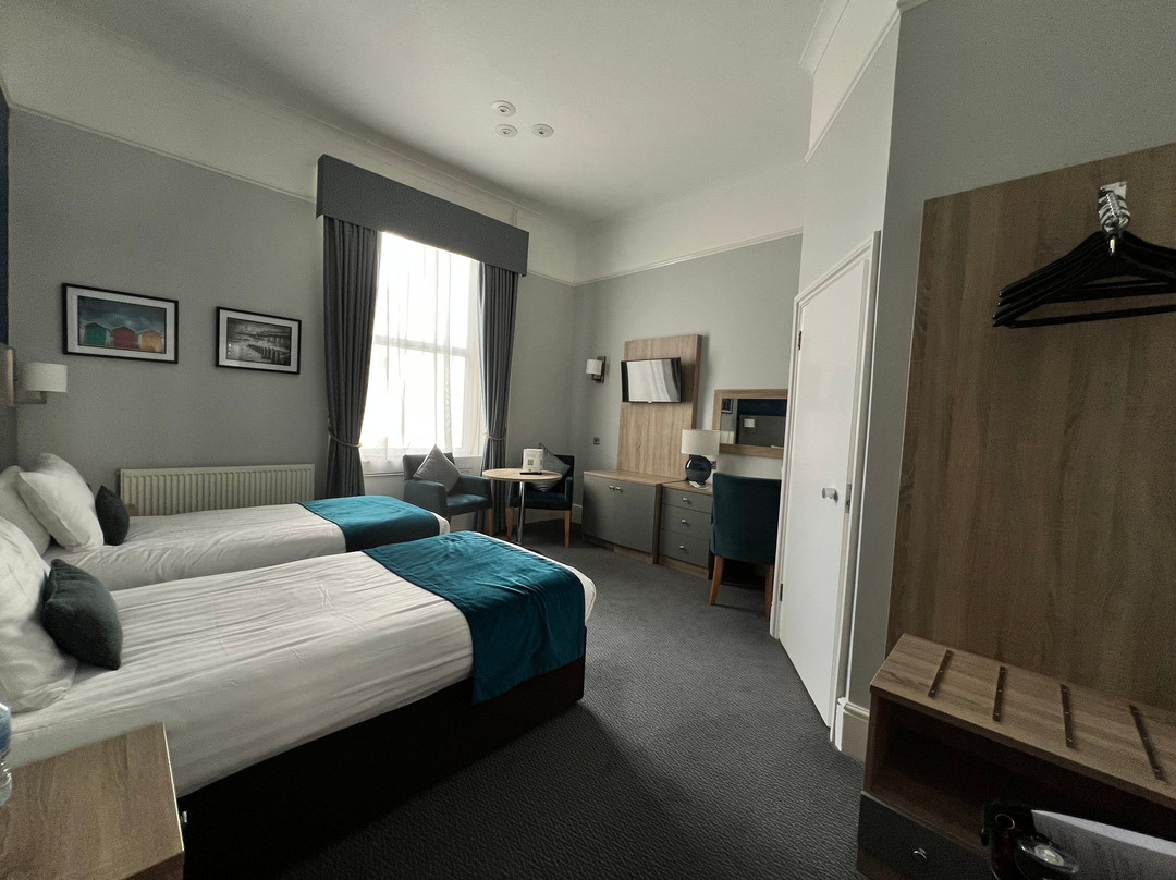 The Lansdowne Hotel, Eastbourne主图