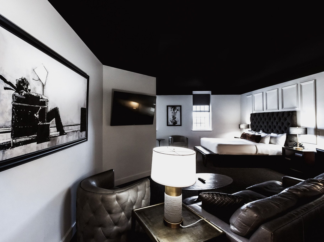 The Delafield Hotel主图