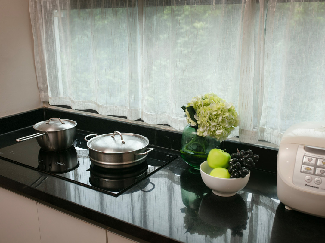 HB Serviced Apartment - 12 Trần Quý Kiên主图