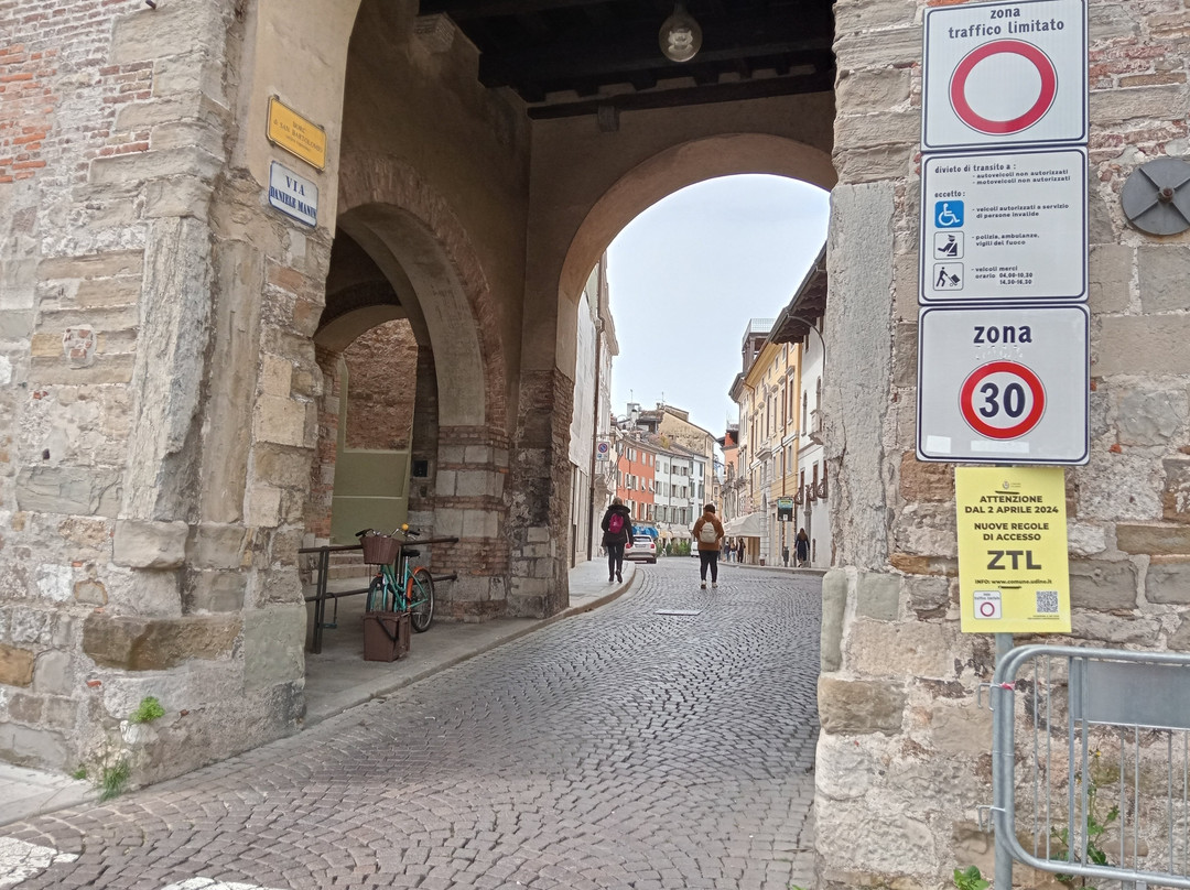 Porta Manin景点图片