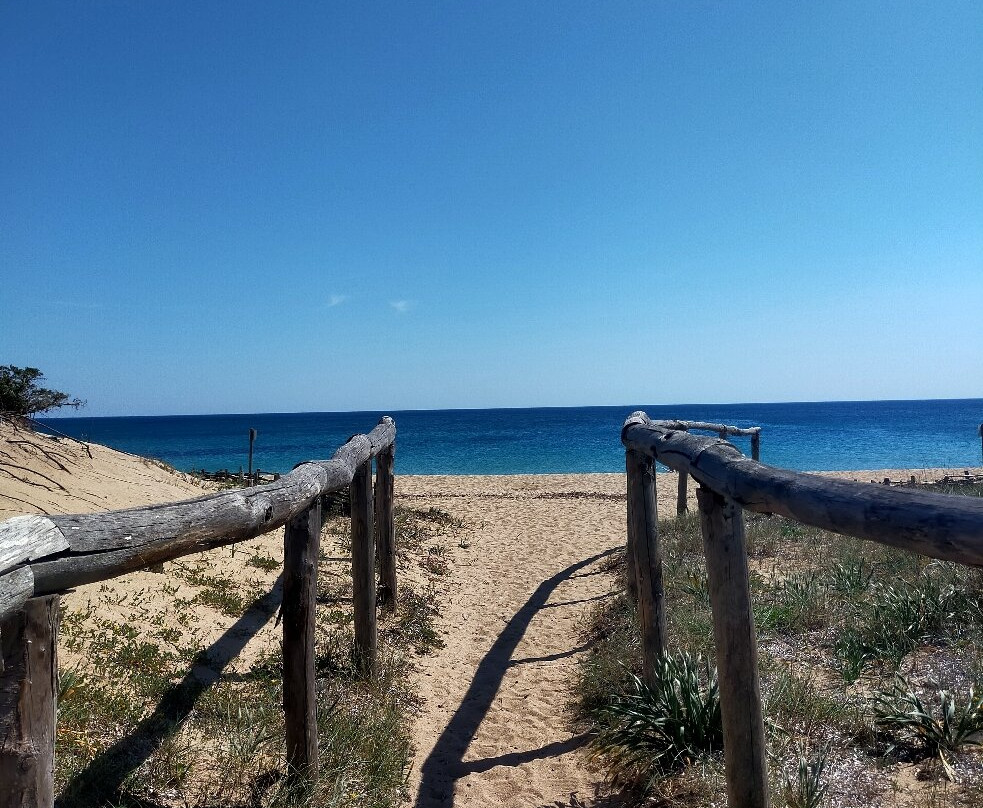 Spiaggia Salina dei Monaci-Manduria必去景点