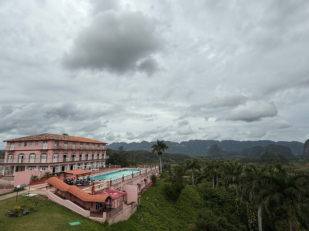 Taxi Vinales Cuba-维纳勒斯必去景点