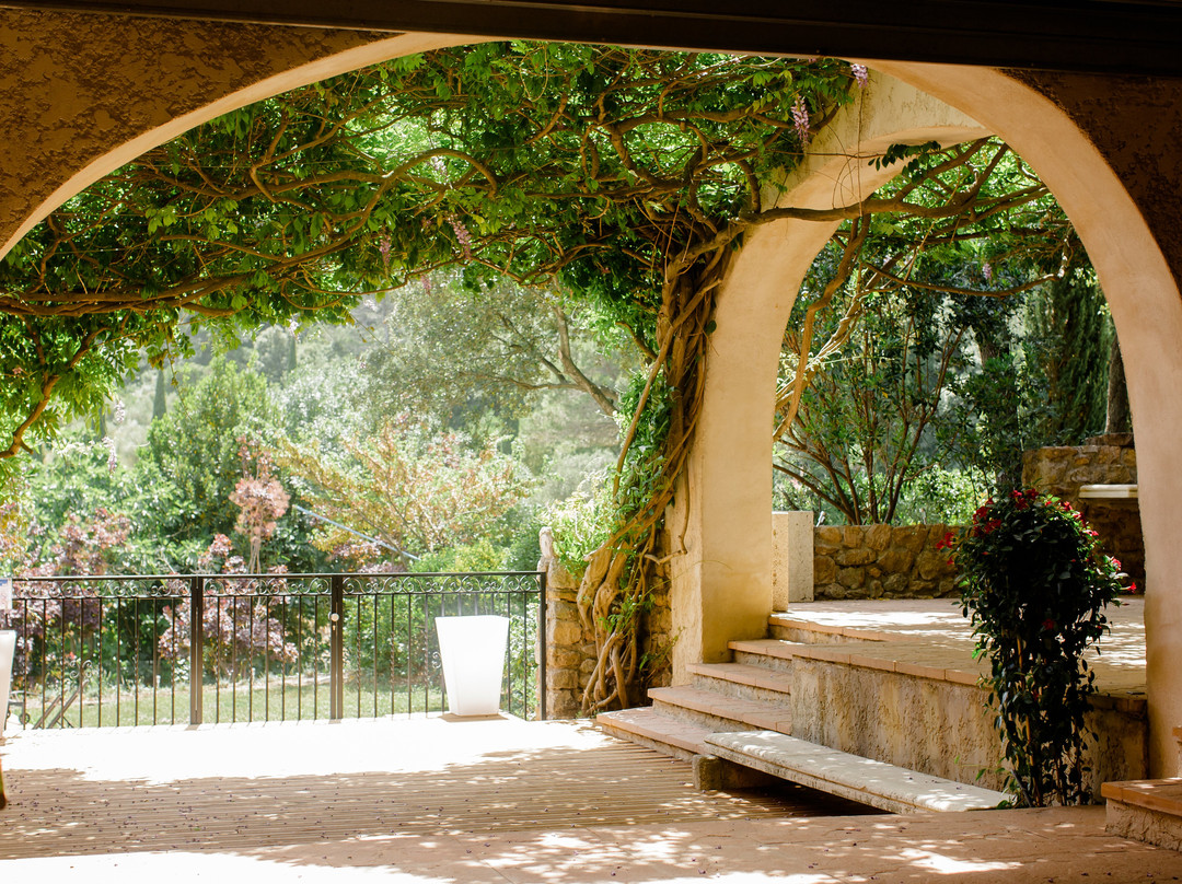 Chateau Haut Gleon主图