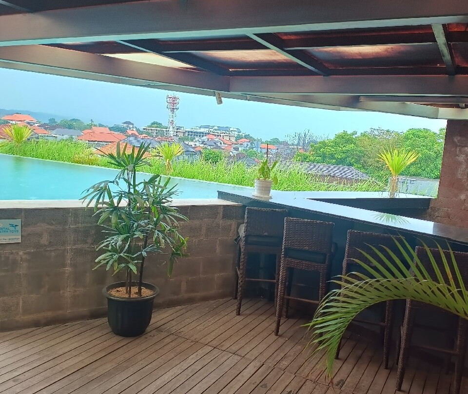 巴厘岛水印酒店主图