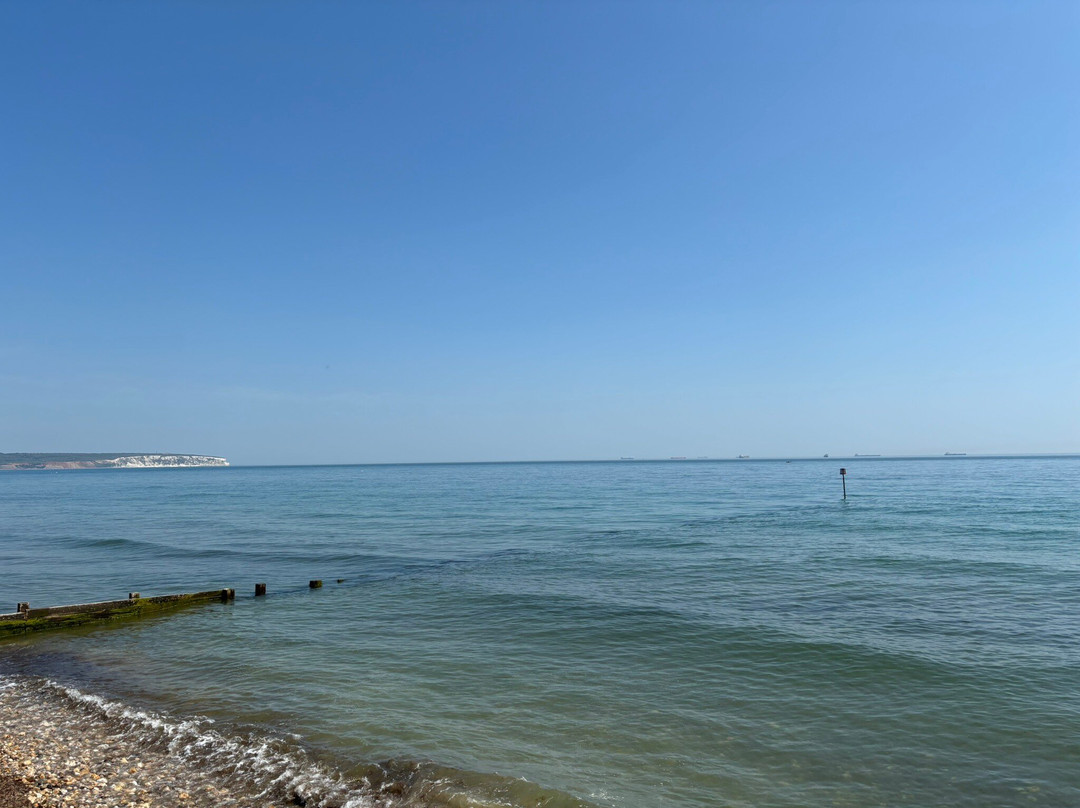 Shanklin Beach-尚克林必去景点