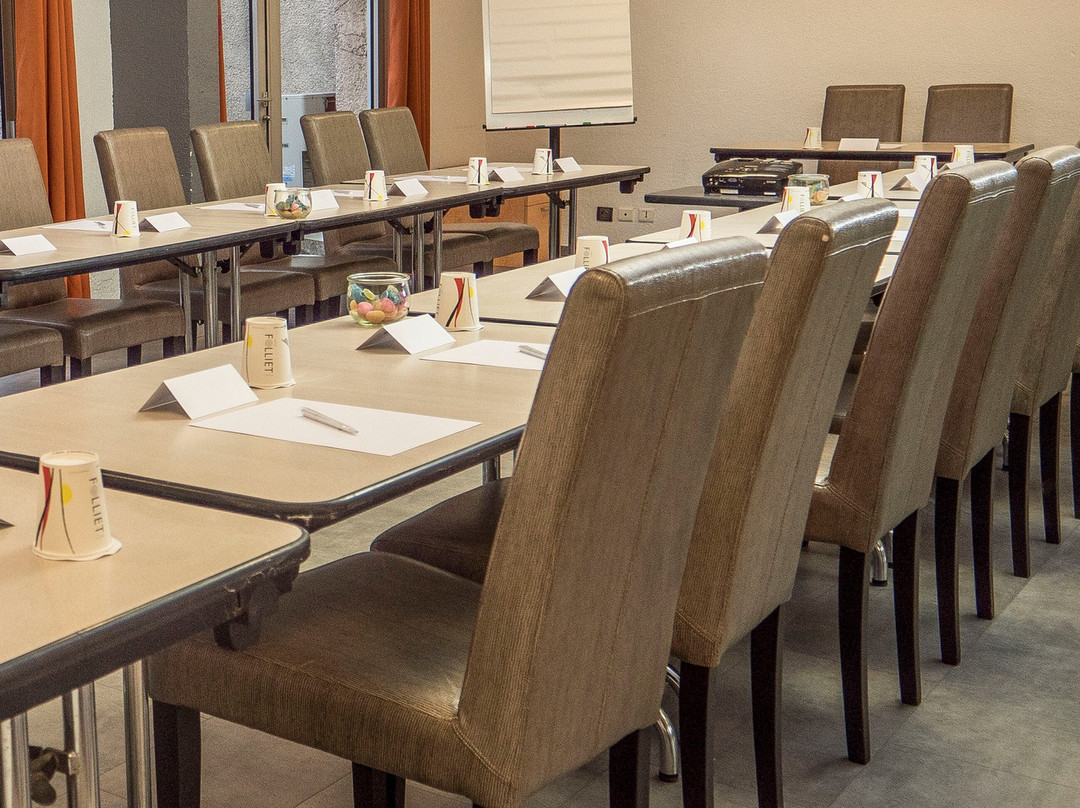 乌泽蓬杜加尔贝斯特韦斯特酒店主图