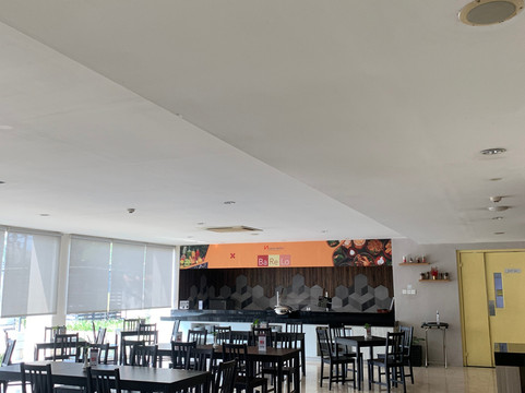 芝庇东瑞士贝尔旅店主图