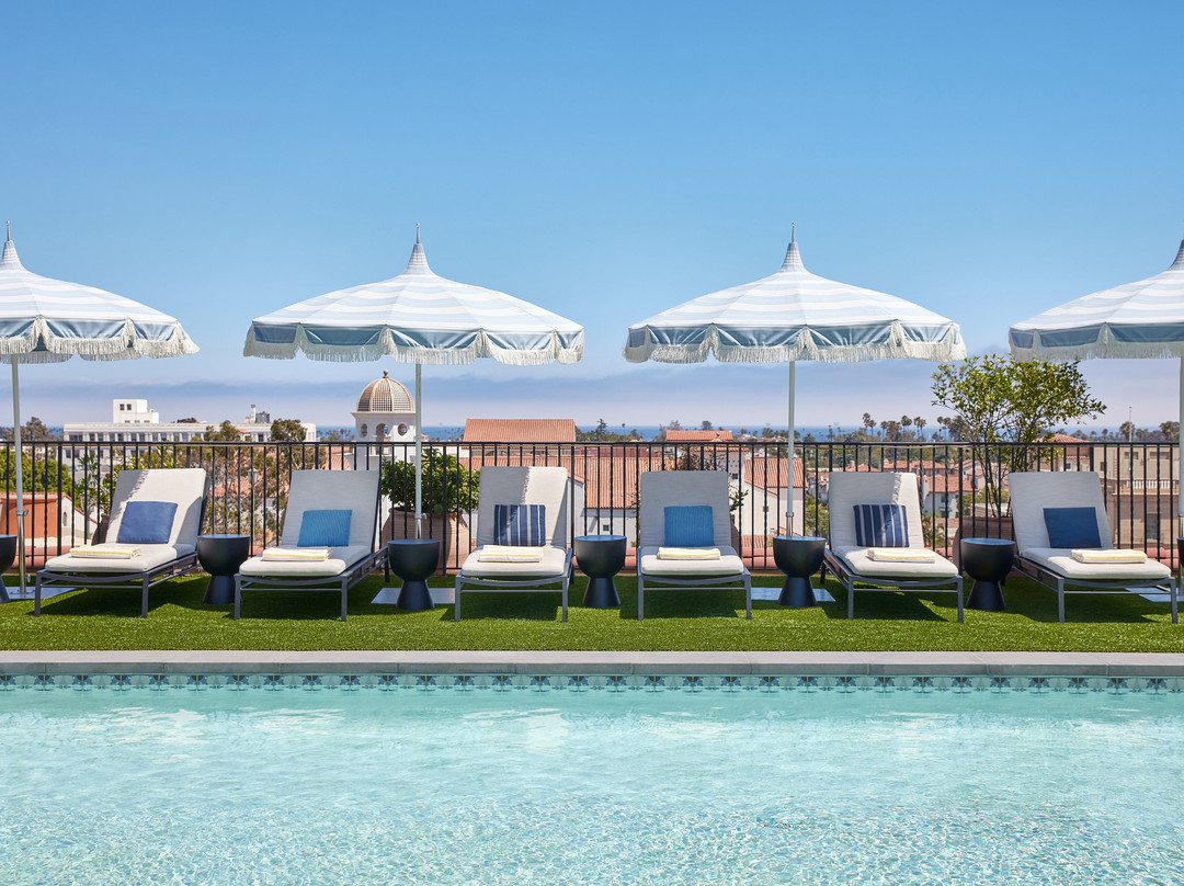 金丝雀金普顿酒店