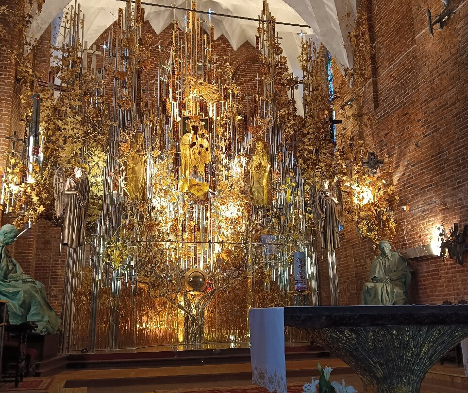 Celestin Residence主图