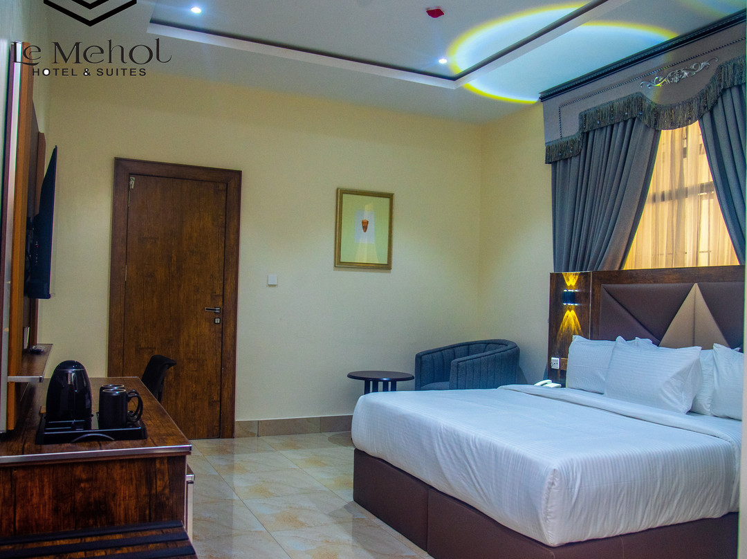 Le Mehol Hotel And Suites