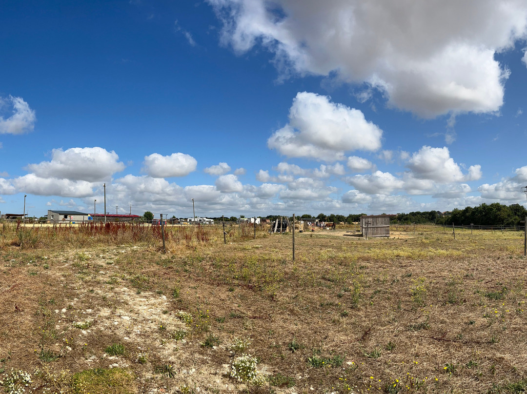 Les Légendes D'Autrefois-Saint Sauveur d'Aunis必去景点