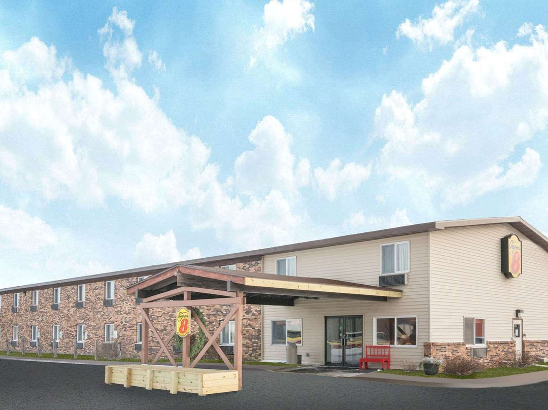 Super 8 by Wyndham Superior WI