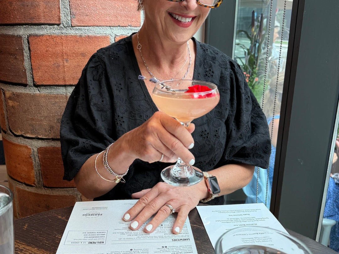 Farmers Kitchen + Bar