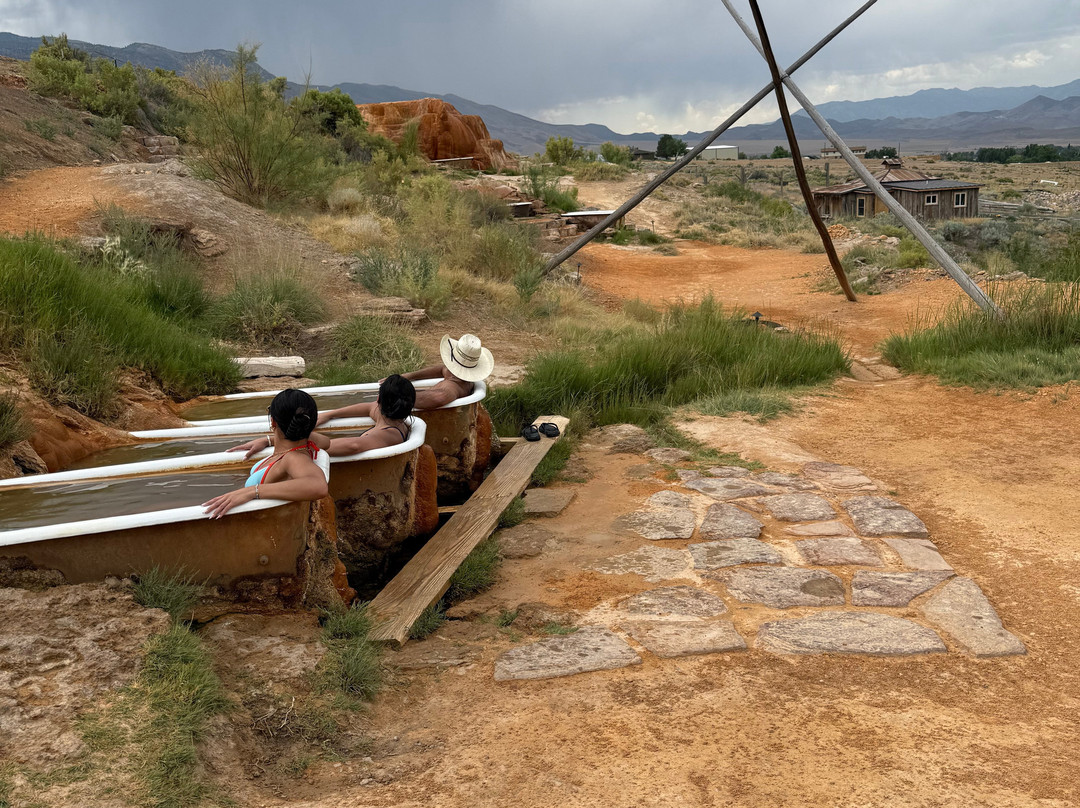 Mystic hot Springs-Monroe必去景点