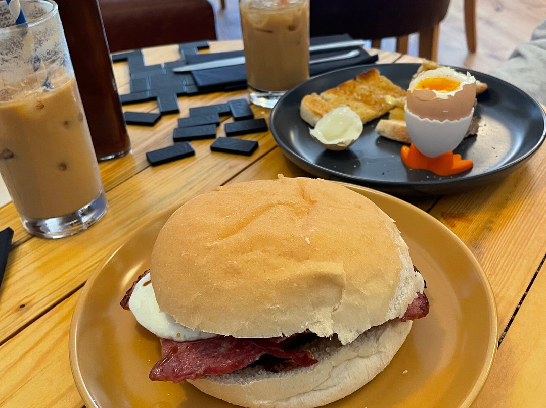Rusty's Café - Lounge - Bar