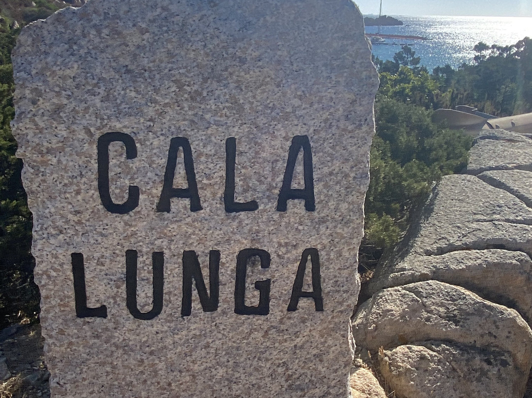 Cala Lunga Di Porto Massimo-拉马达莱娜必去景点