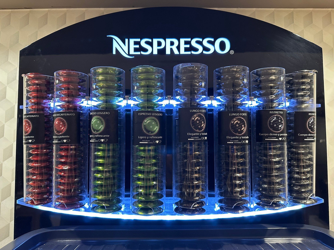 拉里奥哈万豪AC酒店主图