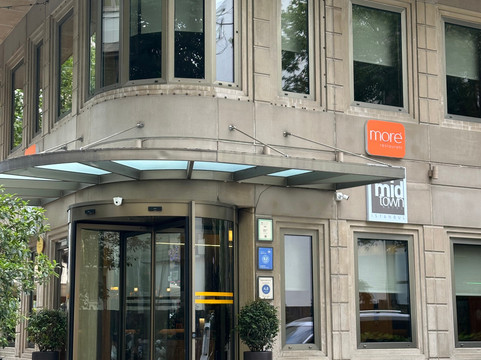 市中心酒店主图