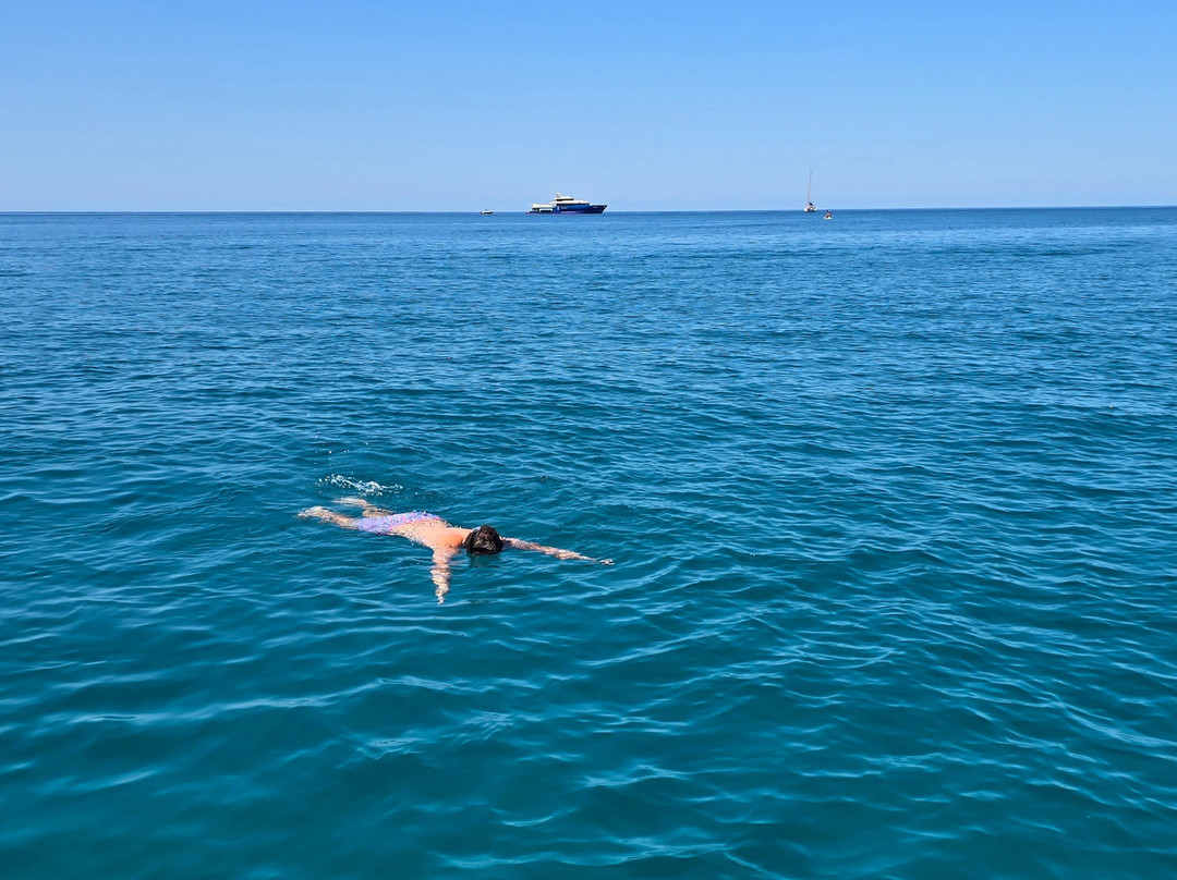 Marina Service Cefalu-切法卢必去景点