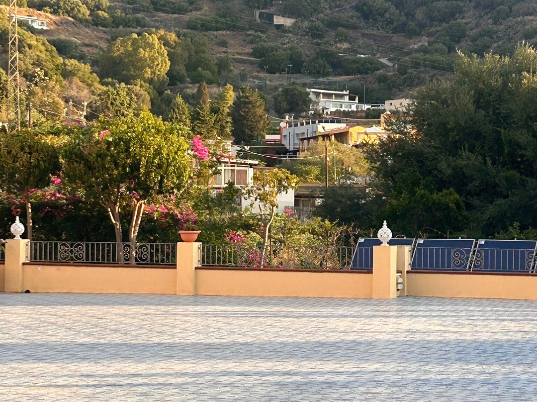 阿克缇亚酒店主图