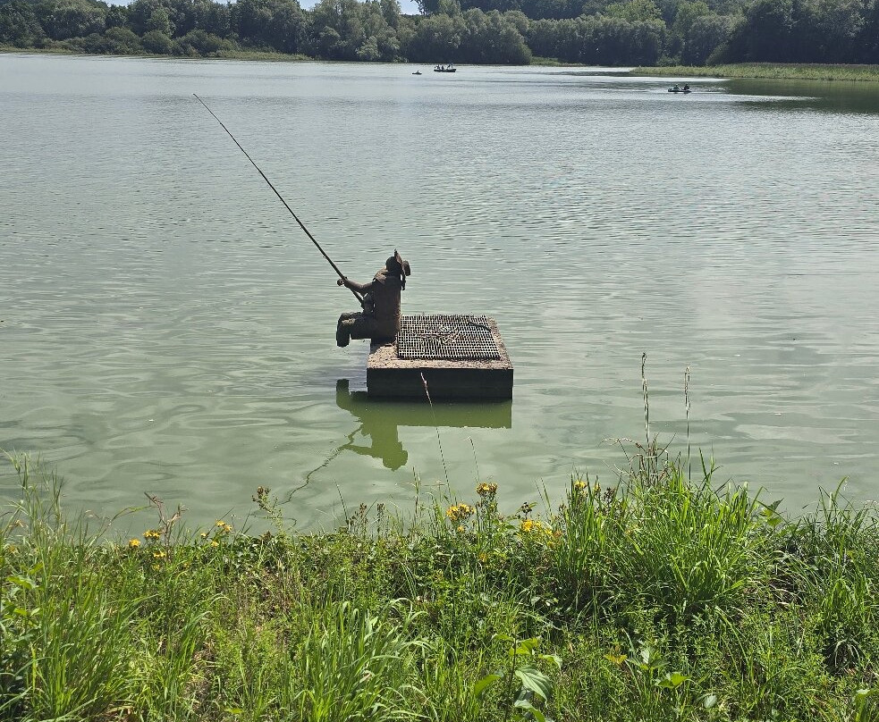 Lac de Bambois-Fosses-la-Ville必去景点