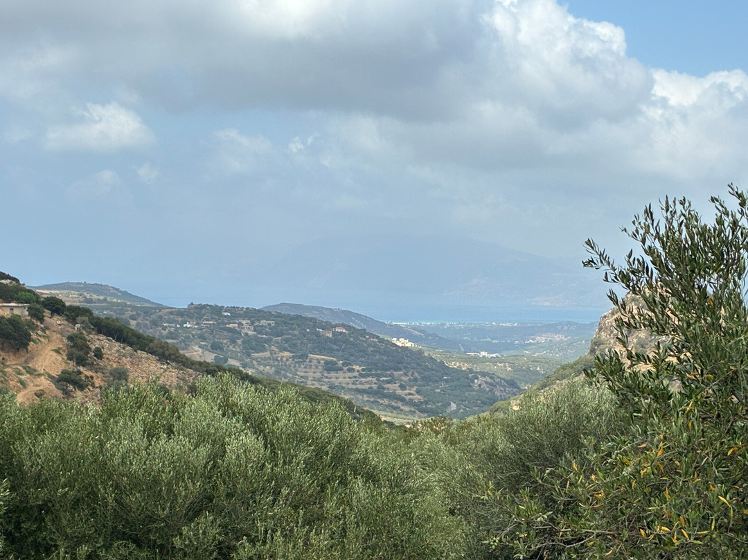 Sirikari Gorge - Polyrrinia Trail-基萨莫斯必去景点