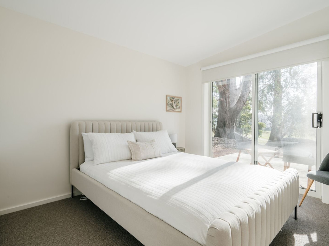 Springfield Deer Farm主图