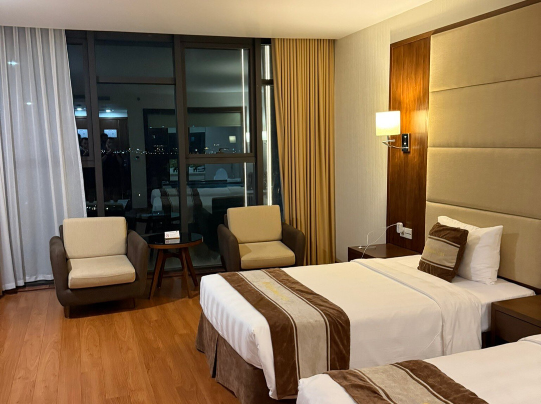 Marina Hotel主图