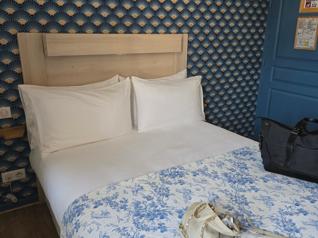 Hotel de Lion sur Mer主图