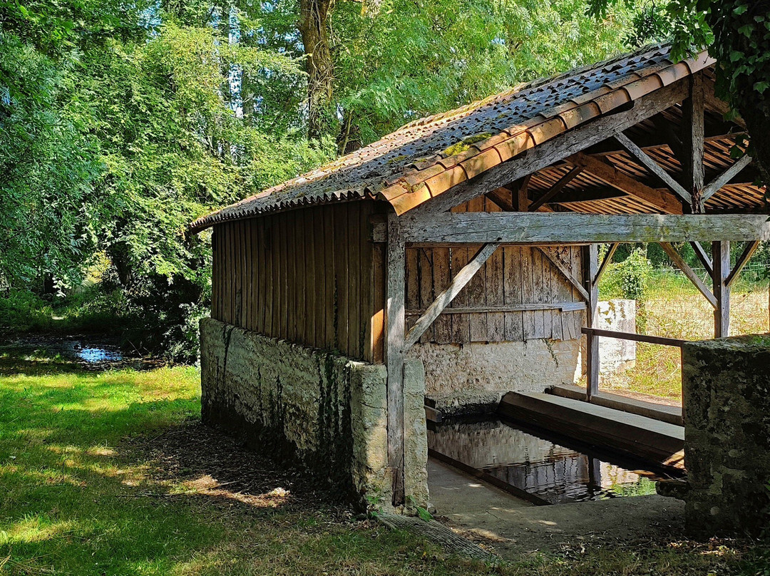 Fontaine - Lavoir De Rigaudon-Soudan必去景点