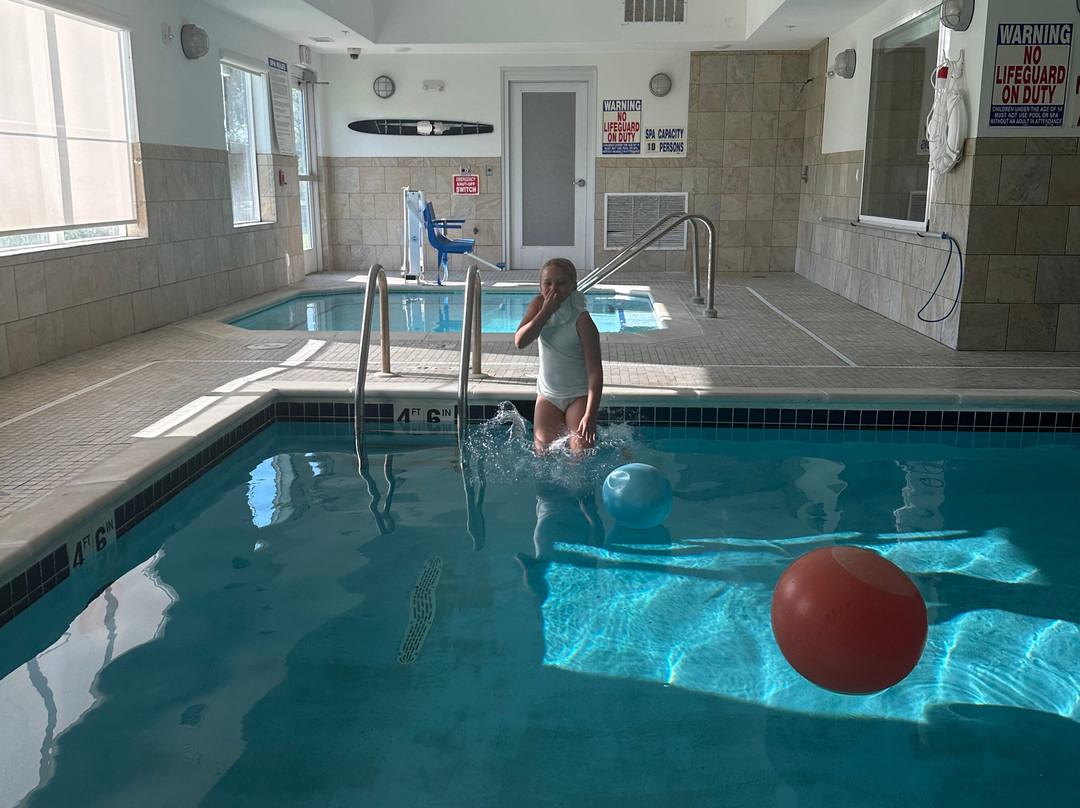 Lakes Inn at Dunvilla主图