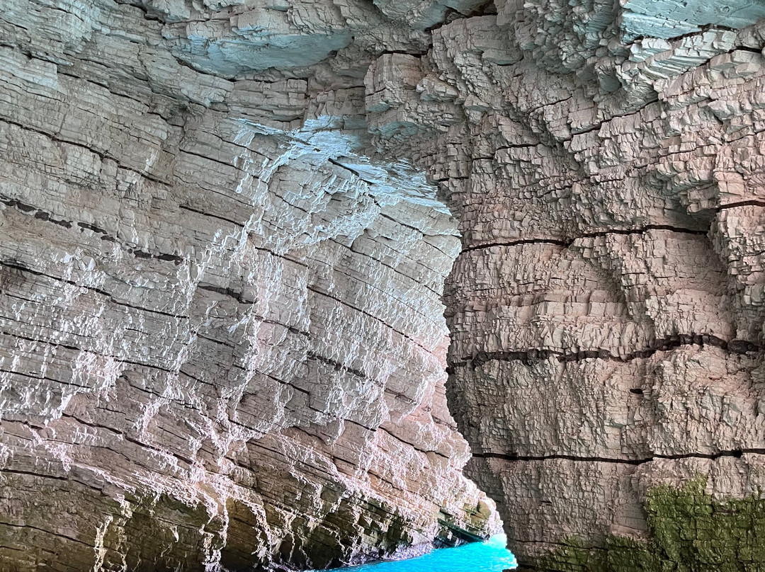 Costante Nicola Agenzia Tour Delle Grotte-佩斯基奇必去景点