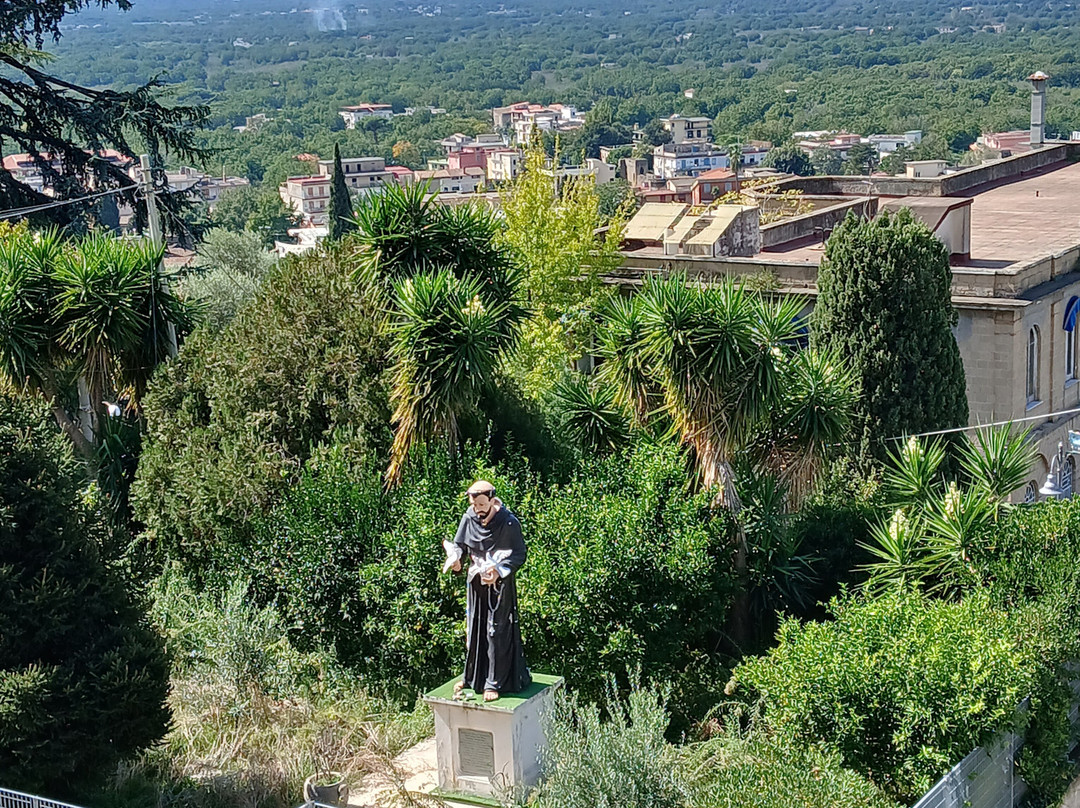 Santuario di Santa Maria a Parete (Regina delle Vittorie)-Liveri必去景点