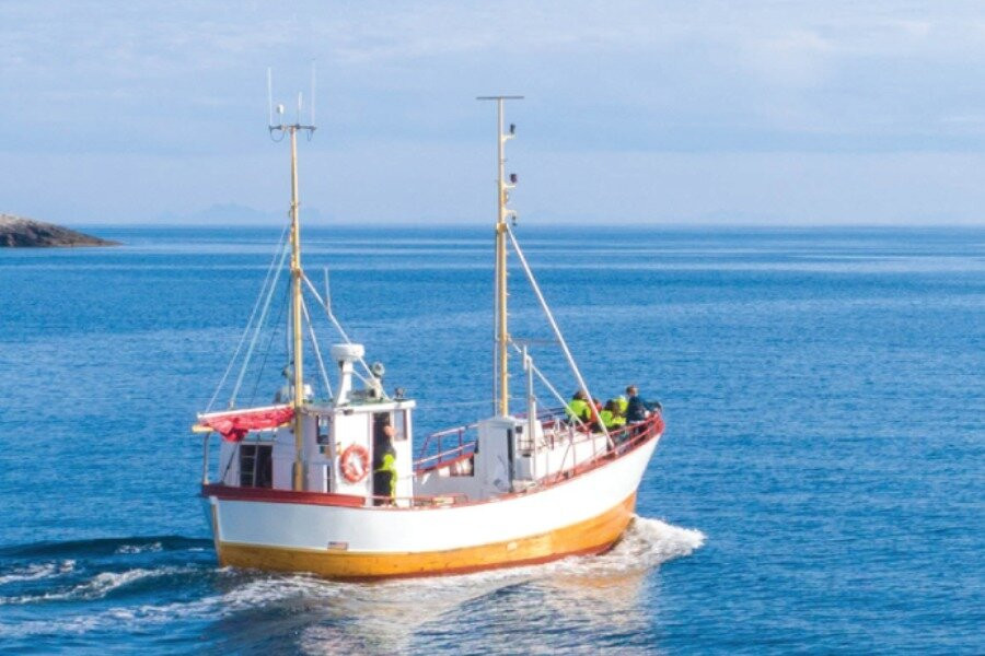 M/K Vaarsol: Guided Fishing Tours in Lofoten