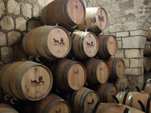 Licorna Winehouse-Mizil必去景点