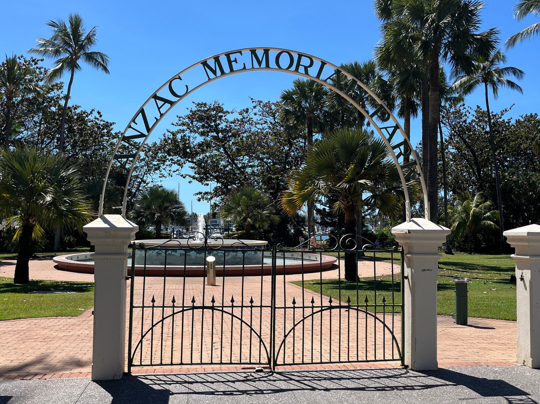 Anzac Memorial Park-North Ward必去景点
