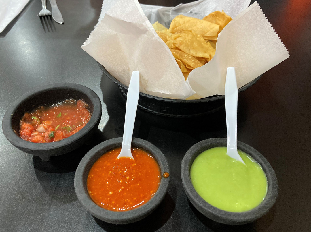 Mo's Burritos Bar and Grill