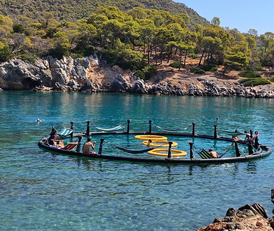 Aponisos Beach-Angistri必去景点
