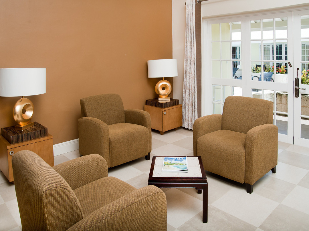 Island Inn Hotel主图