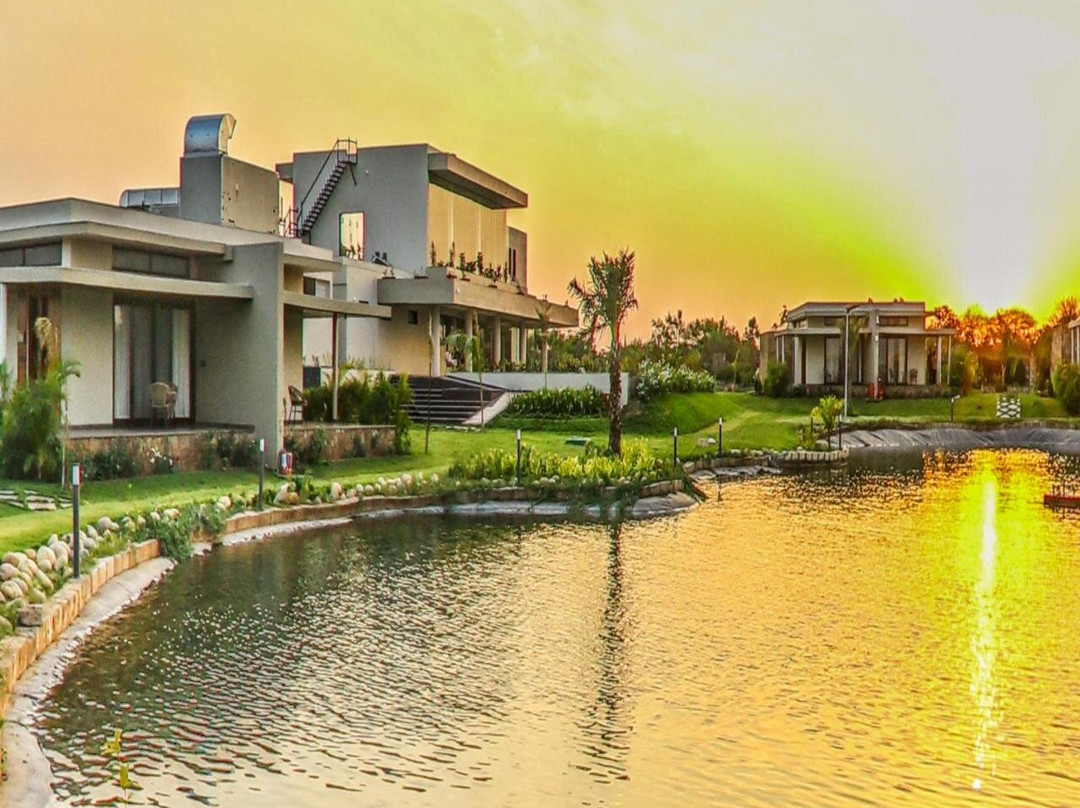 Araiya Gir,a Mavintara Resort