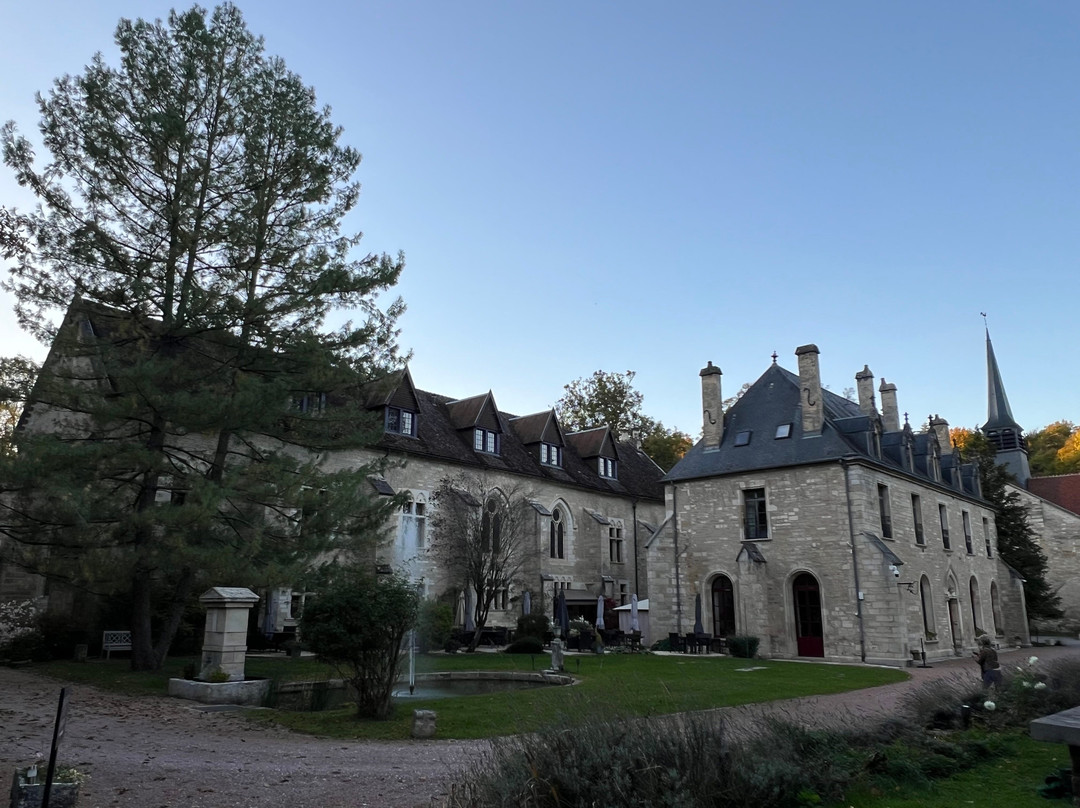 Chateauneuf酒店住宿-比西耶尔修道院酒店
