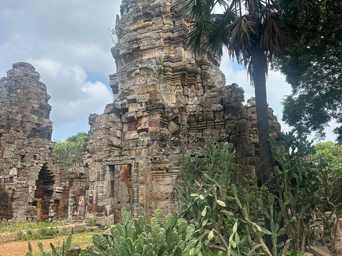 Cambodia Private Transport-马德望必去景点