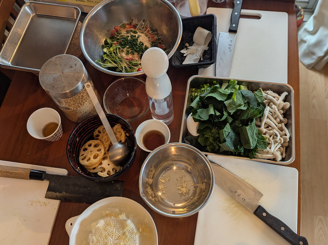 Comburger Cooking Japanese Home Meal with Sato-Shinjuku 3 Chome必去景点