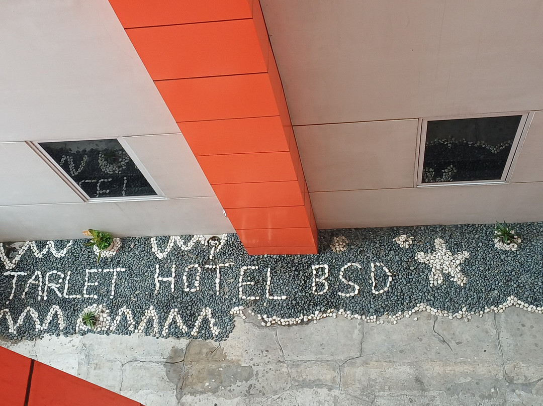 Starlet Hotel BSD City Tangerang主图