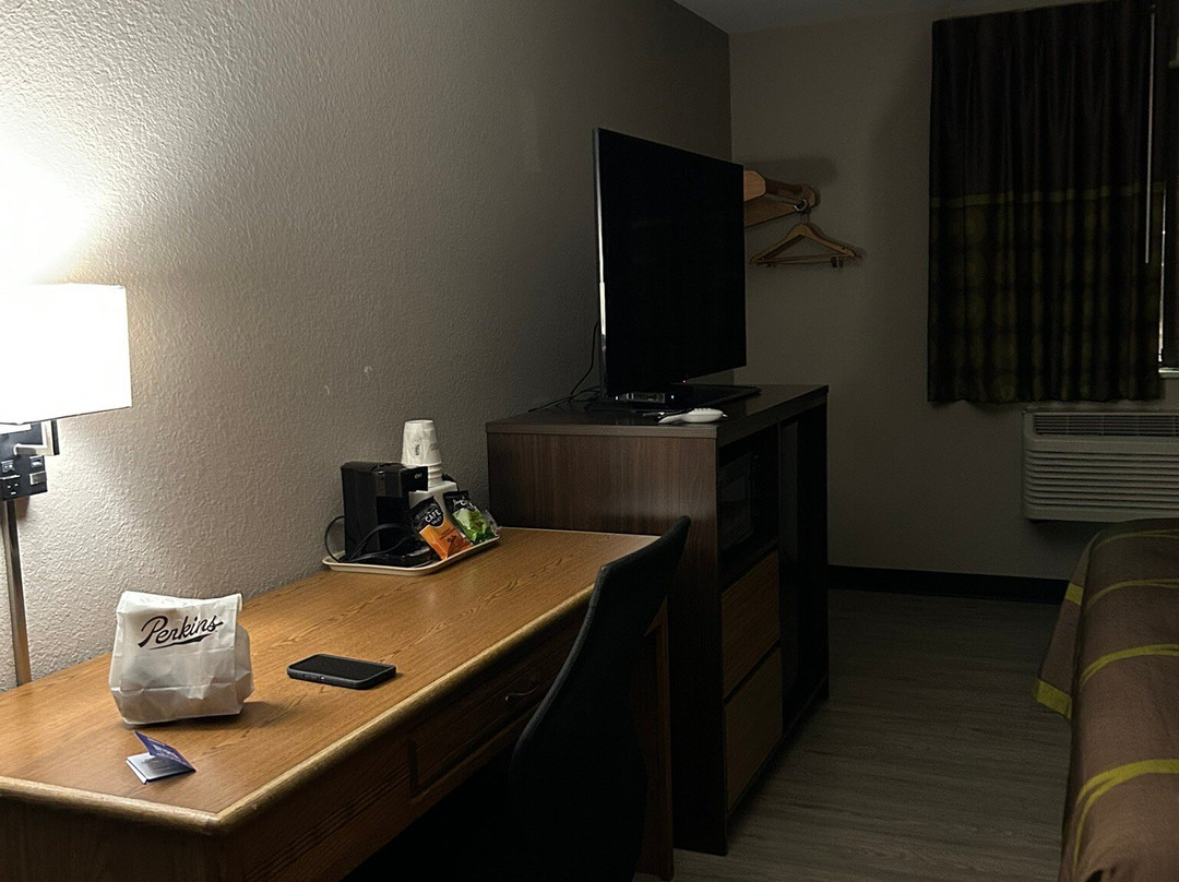 Super 8 by Wyndham Sioux City South主图