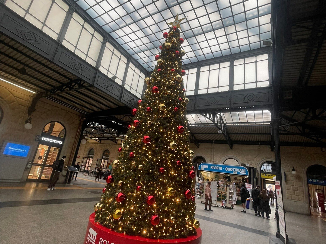 Stazione di Bologna Centrale-博洛尼亚必去景点