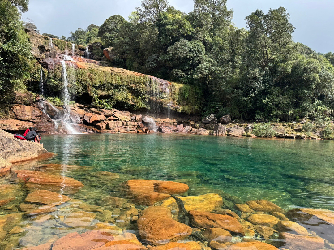 Travel With The Buddies-Mawphlang必去景点